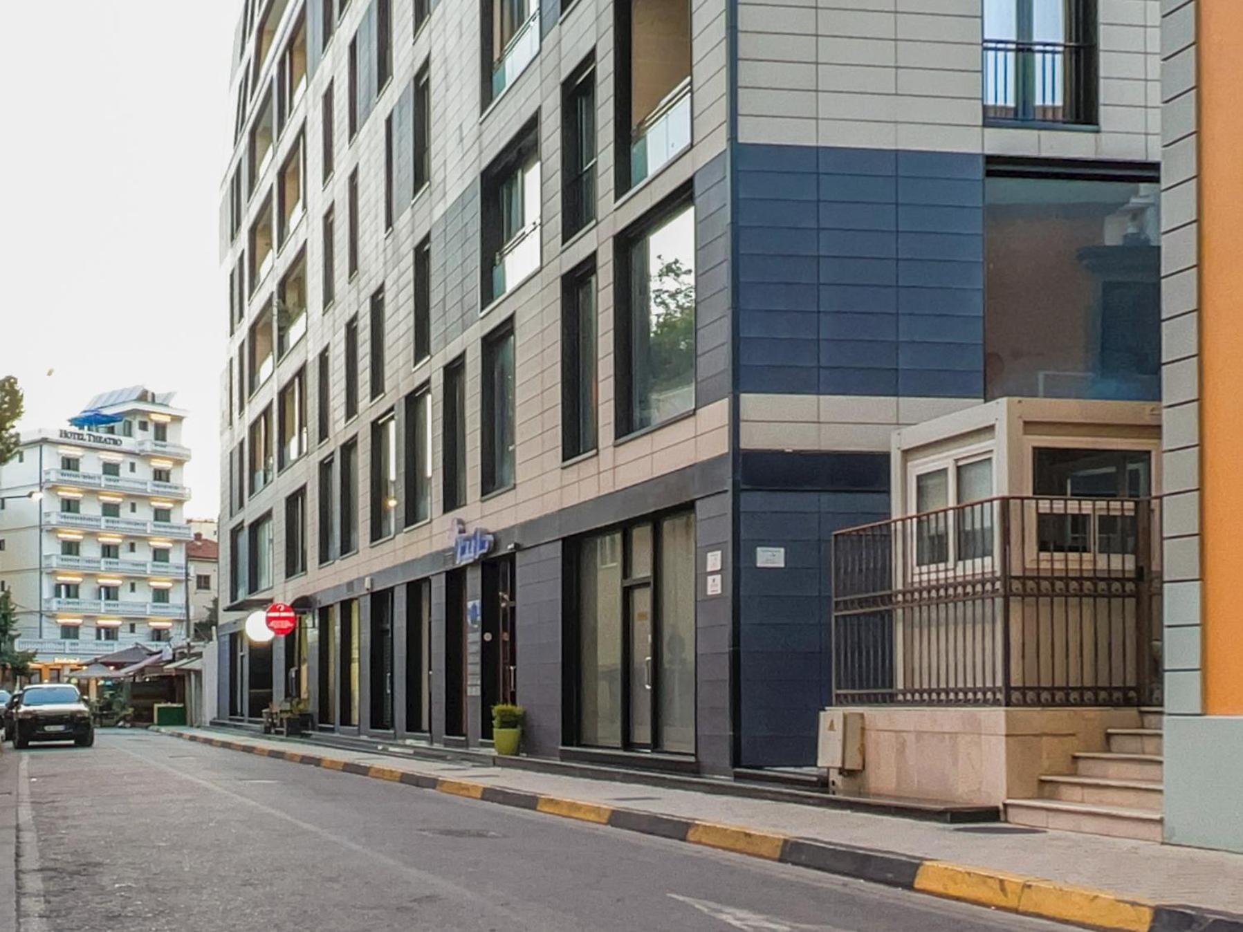 Downtown Grand Comfort 티라나 외부 사진