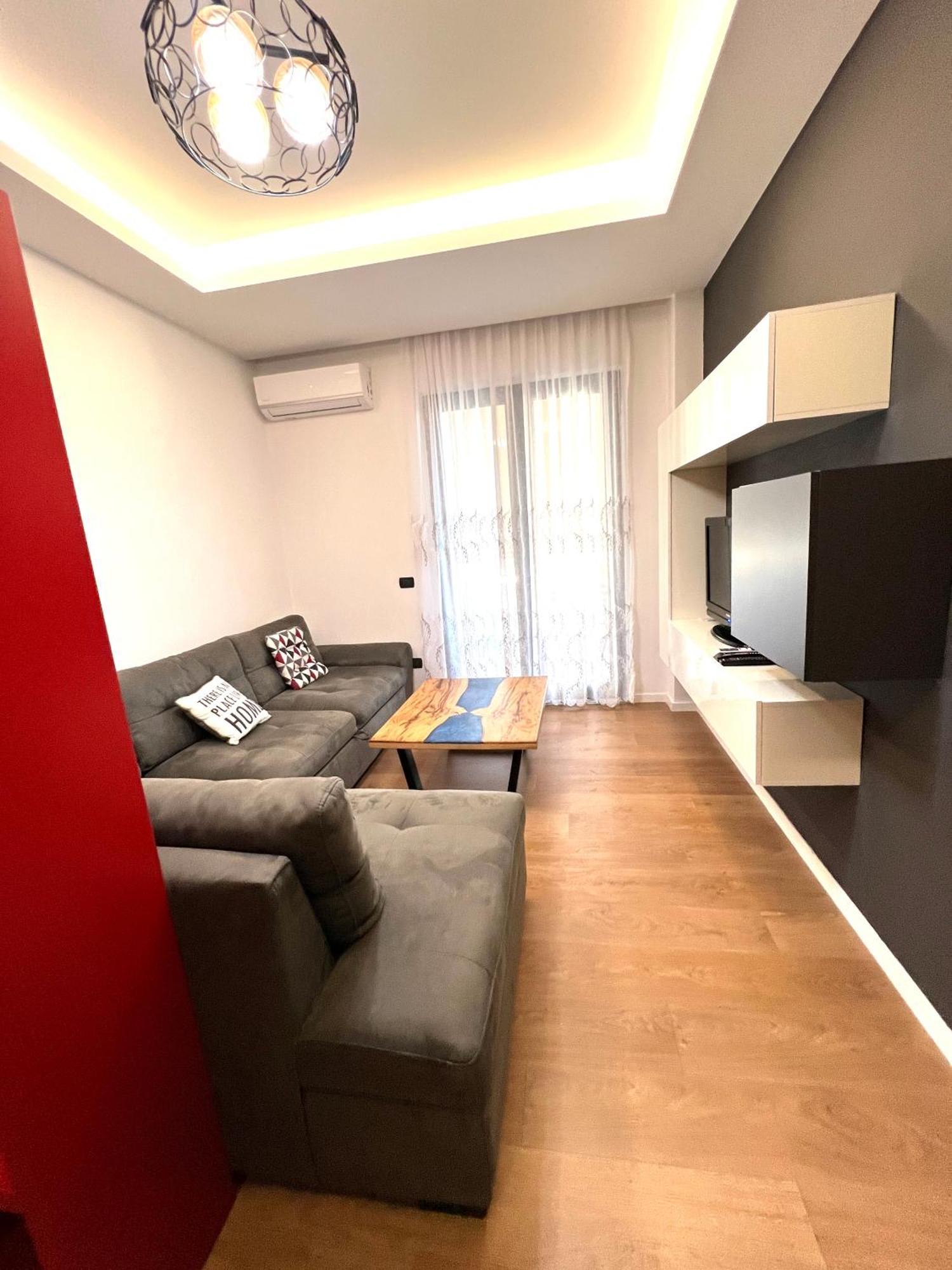 Downtown Grand Comfort 티라나 외부 사진